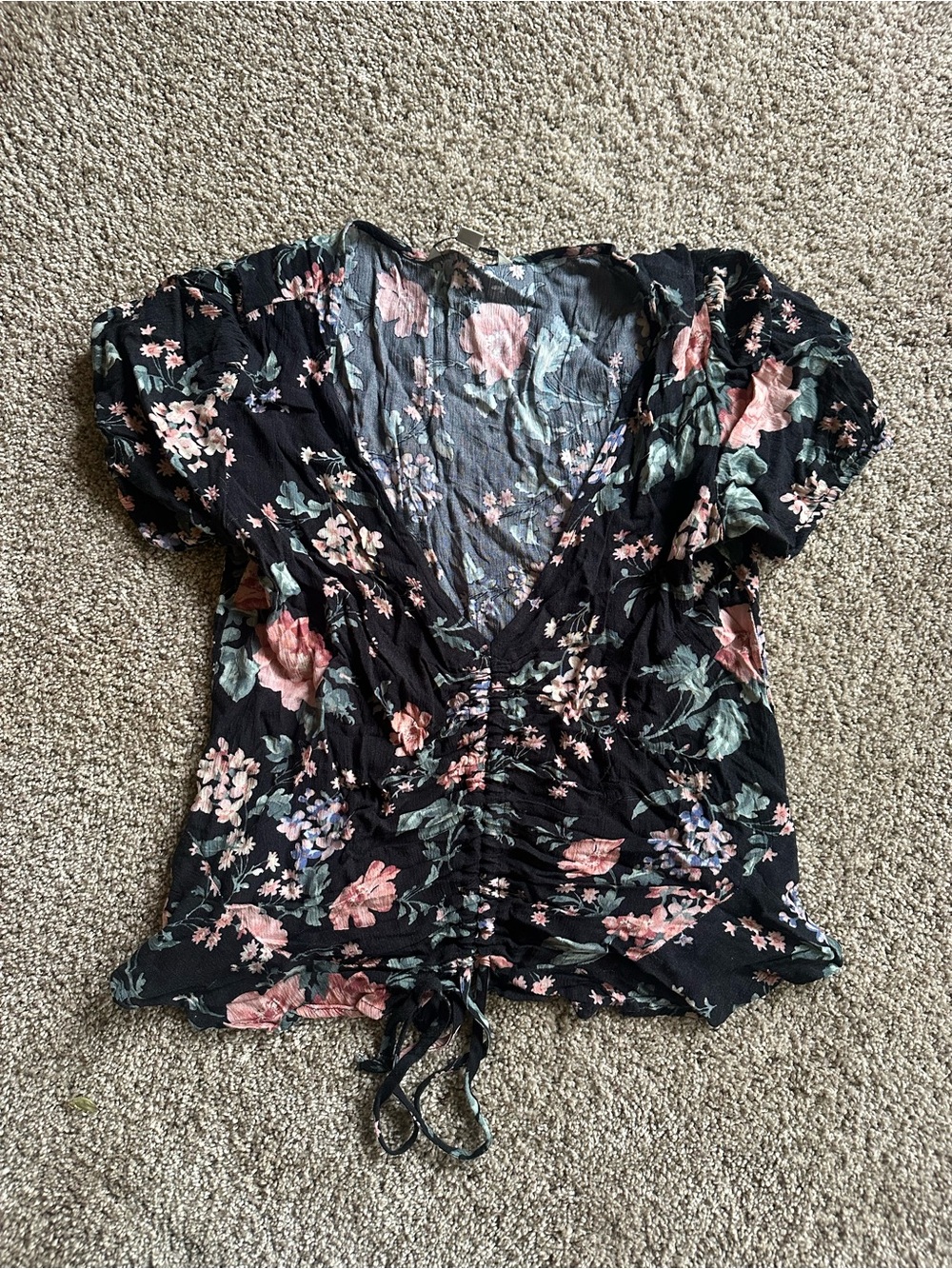 American Eagle Outfitters Black Floral V-Neck Ruched Tie Front Top